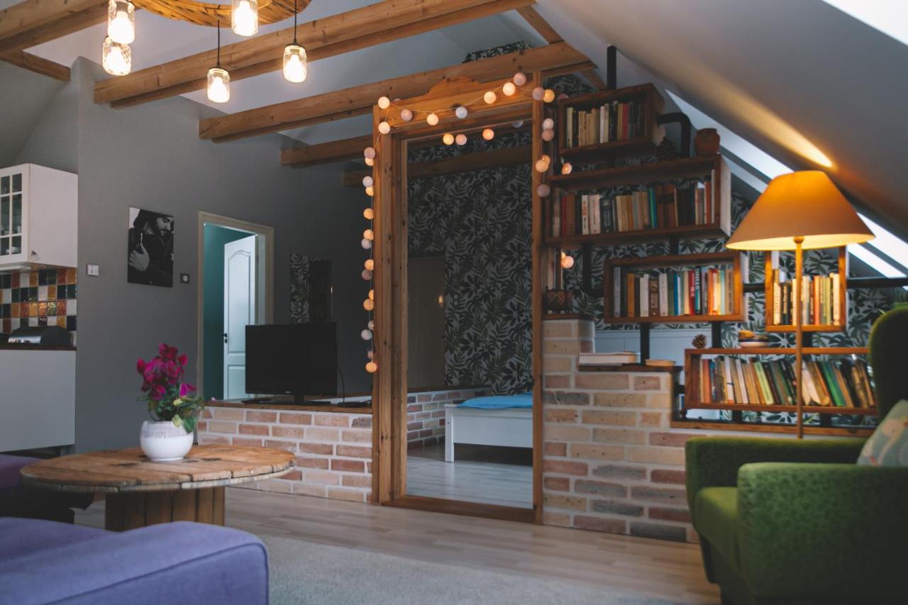 Pannonia Apartment Göd Zewnętrze zdjęcie
